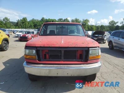 Piąte zdjęcie samochodu w środku: 1992 FORD F250 VIN:1FTHF25H3PNA11051 - miniatura