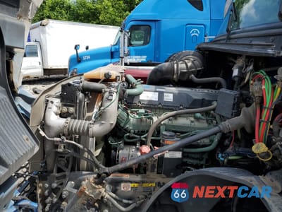 Zdjęcie 7 z 10 samochodu: 2020 VOLVO VN VNL VIN:4V4NC9EH4LN225856 - miniatura