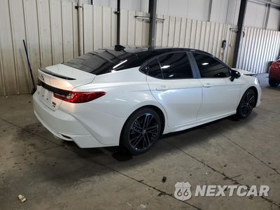 Trzecie zdjęcie samochodu z tyłu: 2025 TOYOTA CAMRY XSE VIN:4T1DBADK4SU026248 - miniatura