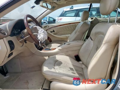 Zdjęcie 7 z 12 samochodu: 2008 MERCEDES-BENZ CLK 350 VIN:WDBTJ56H58F241371 - miniatura