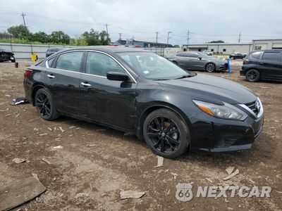 Czwarte zdjęcie samochodu z boku: 2018 NISSAN ALTIMA 2.5 VIN:1N4AL3AP6JC137281 - miniatura