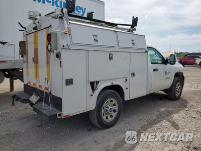 Trzecie zdjęcie samochodu z tyłu: 2014 CHEVROLET SILVERADO C3500 VIN:1GB3CZCG3EF125293 - miniatura