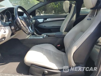 Zdjęcie 7 z 12 samochodu: 2012 MERCEDES-BENZ C 250 VIN:WDDGJ4HB4CF919743 - miniatura