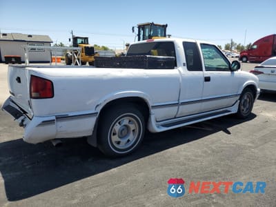 Trzecie zdjęcie samochodu z tyłu: 1997 GMC SONOMA VIN:1GTCS19W9V8521683 - miniatura