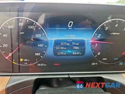 Zdjęcie 9 z 13 samochodu: 2024 MERCEDES-BENZ C 300 VIN:W1KAF4GB3RR160888 - miniatura