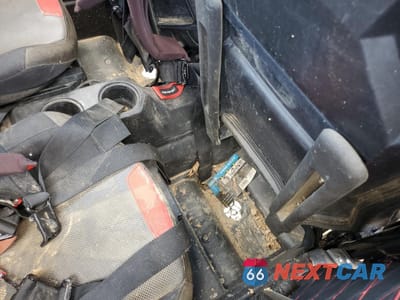 Czwarte zdjęcie samochodu z boku: 2020 POLARIS RZR XP 4 TURBO VIN:3NSN4E929LF799793 - miniatura