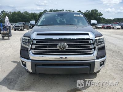 Piąte zdjęcie samochodu w środku: 2020 TOYOTA TUNDRA CREWMAX LIMITED VIN:5TFFY5F1XLX266508 - miniatura