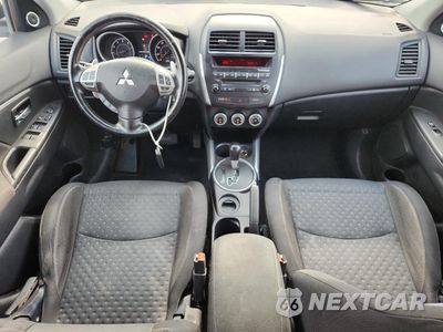 Zdjęcie 8 z 14 samochodu: 2011 MITSUBISHI OUTLANDER SPORT SE VIN:JA4AP4AUXBZ012898 - miniatura