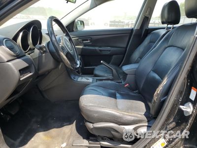 Zdjęcie 7 z 15 samochodu: 2006 MAZDA 3 HATCHBACK VIN:JM1BK344X61466278 - miniatura