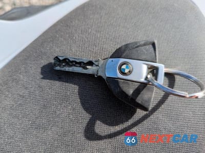 Zdjęcie 8 z 10 samochodu: 2024 BMW S 1000 RR VIN:WB10E6302R6K07724 - miniatura
