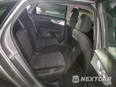 Zdjęcie 10 z 12 samochodu: 2023 KIA FORTE LX VIN:3KPF24AD7PE584623 - miniatura