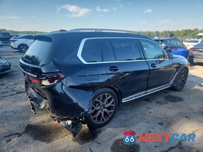 Trzecie zdjęcie samochodu z tyłu: 2024 BMW X7 XDRIVE40I VIN:5UX23EM01R9S23713 - miniatura
