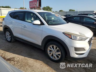 Czwarte zdjęcie samochodu z boku: 2019 HYUNDAI TUCSON SE VIN:KM8J2CA40KU932420 - miniatura