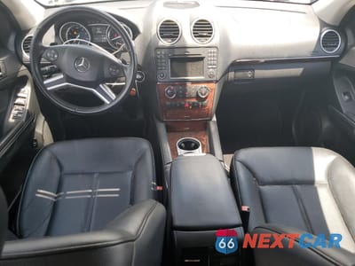 Zdjęcie 8 z 13 samochodu: 2010 MERCEDES-BENZ GL 450 4MATIC VIN:4JGBF7BE2AA559095 - miniatura