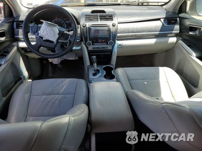 Zdjęcie 8 z 14 samochodu: 2013 TOYOTA CAMRY HYBRID VIN:4T1BD1FK4DU067531 - miniatura
