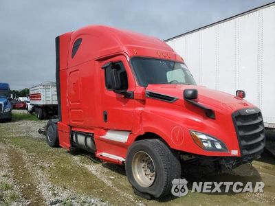 2020 FREIGLINER CASCADIA 126 3AKJHHDV4LSLL1519 - główne zdjęcie licytacji z USA - miniatura