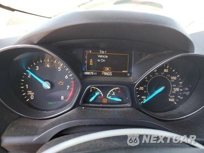 Zdjęcie 9 z 14 samochodu: 2019 FORD ESCAPE VIN:1FMCU9HD2KUB66721 - miniatura
