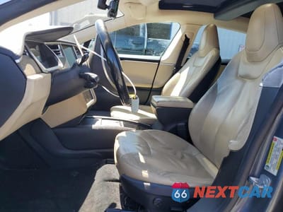 Zdjęcie 7 z 12 samochodu: 2012 TESLA MODEL S VIN:5YJSA1DN2CFP01548 - miniatura