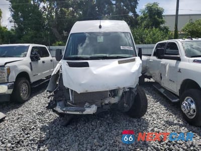 Piąte zdjęcie samochodu w środku: 2017 MERCEDES-BENZ SPRINTER 2500 VIN:WD4PE8CD3HP553358 - miniatura