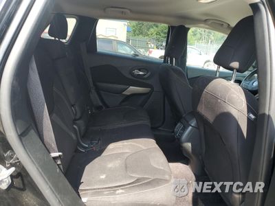 Zdjęcie 11 z 14 samochodu: 2017 JEEP CHEROKEE LATITUDE VIN:1C4PJMCS8HW589873 - miniatura