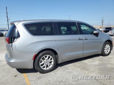 Trzecie zdjęcie samochodu z tyłu: 2018 CHRYSLER PACIFICA LX VIN:2C4RC1CG3JR292568 - miniatura