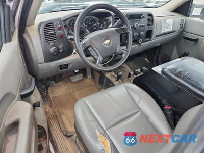 Zdjęcie 8 z 12 samochodu: 2014 CHEVROLET SILVERADO K3500 VIN:1GB3KZCG9EF157054 - miniatura