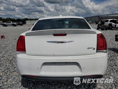 Zdjęcie 6 z 12 samochodu: 2018 CHRYSLER 300 S VIN:2C3CCABG1JH274605 - miniatura