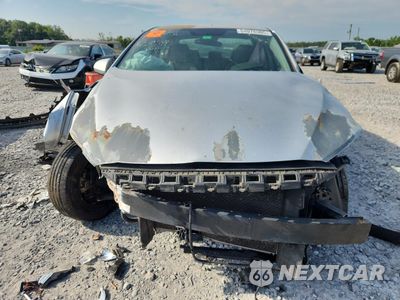 Piąte zdjęcie samochodu w środku: 2017 HYUNDAI ELANTRA SE VIN:5NPD74LF9HH112315 - miniatura
