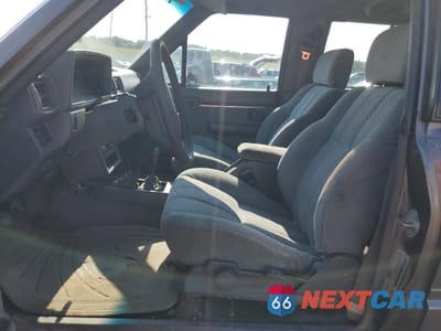 Zdjęcie 7 z 12 samochodu: 1988 TOYOTA 4RUNNER VN66 SR5 VIN:JT3VN66W7J0024131 - miniatura