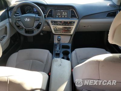 Zdjęcie 8 z 14 samochodu: 2017 HYUNDAI SONATA SPORT VIN:5NPE34AF6HH512769 - miniatura