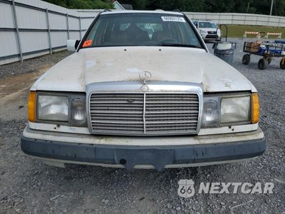 Piąte zdjęcie samochodu w środku: 1992 MERCEDES-BENZ 300 TE VIN:WDBEA90D5NF207500 - miniatura