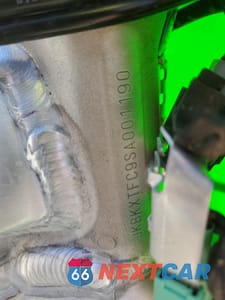 Zdjęcie 9 z 10 samochodu: 2025 KAWASAKI KX252 VIN:JKBKXTFC9SA001190 - miniatura