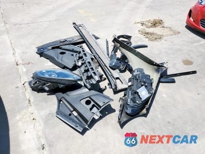 Zdjęcie 13 z 14 samochodu: 2018 PORSCHE CAYENNE S VIN:WP1AB2A29JLA61128 - miniatura