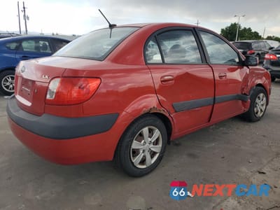 Trzecie zdjęcie samochodu z tyłu: 2009 KIA RIO BASE VIN:KNADE223496461795 - miniatura
