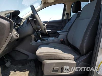 Zdjęcie 7 z 13 samochodu: 2017 FORD ESCAPE SE VIN:1FMCU9GD9HUB47805 - miniatura