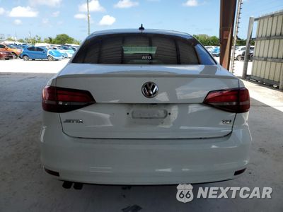 Zdjęcie 6 z 12 samochodu: 2016 VOLKSWAGEN JETTA SPORT VIN:3VWD17AJ0GM391895 - miniatura