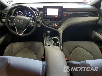 Zdjęcie 8 z 14 samochodu: 2021 TOYOTA CAMRY LE VIN:4T1C11BKXMU027196 - miniatura