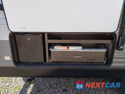 Zdjęcie 8 z 10 samochodu: 2021 JAYCO JAY FLIGHT VIN:1UJBJ0BNXM17R0132 - miniatura