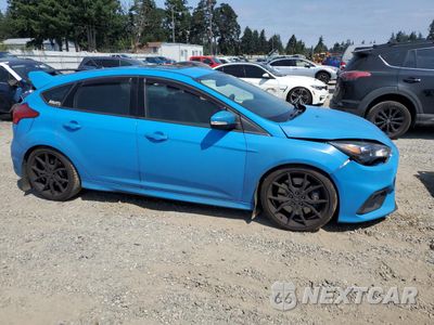 Czwarte zdjęcie samochodu z boku: 2017 FORD FOCUS RS VIN:WF0DP3TH0H4119779 - miniatura