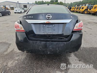 Zdjęcie 6 z 13 samochodu: 2015 NISSAN ALTIMA 2.5 VIN:1N4AL3AP1FC438595 - miniatura