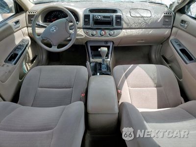 Zdjęcie 8 z 12 samochodu: 2005 TOYOTA CAMRY LE VIN:4T1BE32KX5U969536 - miniatura