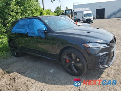 Czwarte zdjęcie samochodu z boku: 2025 JAGUAR F-PACE SVR VIN:SADCZ2FE6SA744057 - miniatura