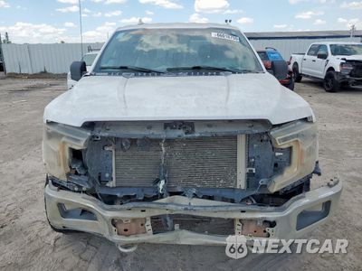 Piąte zdjęcie samochodu w środku: 2018 FORD F150 SUPERCREW VIN:1FTEW1E50JKC37124 - miniatura
