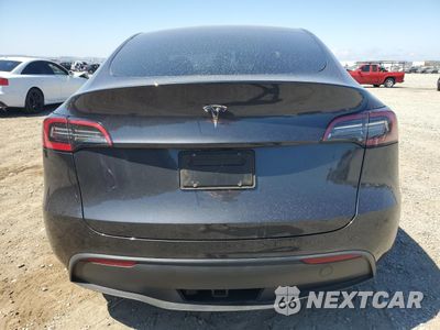 Zdjęcie 6 z 15 samochodu: 2024 TESLA MODEL Y VIN:7SAYGDED0RF096554 - miniatura