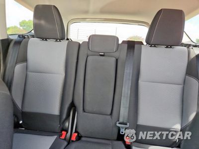 Zdjęcie 10 z 15 samochodu: 2018 FORD ESCAPE SE VIN:1FMCU0GD0JUB51419 - miniatura