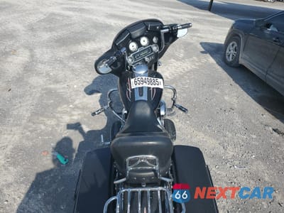 Zdjęcie 6 z 9 samochodu: 2011 HARLEY-DAVIDSON FLHX VIN:1HD1KBM13BB670760 - miniatura