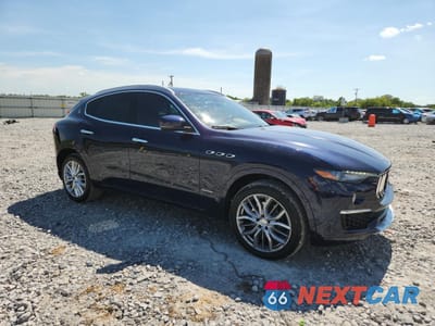 Czwarte zdjęcie samochodu z boku: 2019 MASERATI LEVANTE LUXURY VIN:ZN661XULXKX320598 - miniatura