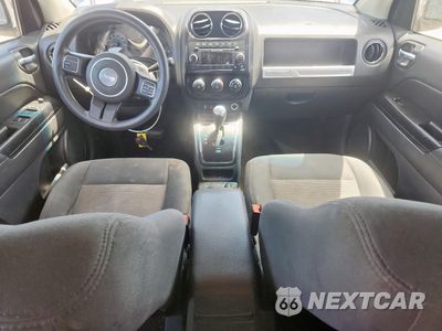Zdjęcie 8 z 13 samochodu: 2015 JEEP COMPASS SPORT VIN:1C4NJCBA3FD273381 - miniatura