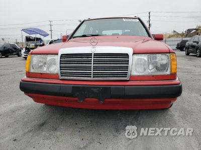 Piąte zdjęcie samochodu w środku: 1992 MERCEDES-BENZ 300 TE VIN:WDBEA90E5NF207523 - miniatura