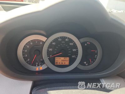 Zdjęcie 9 z 15 samochodu: 2008 TOYOTA RAV4 LIMITED VIN:JTMBD31V886081248 - miniatura